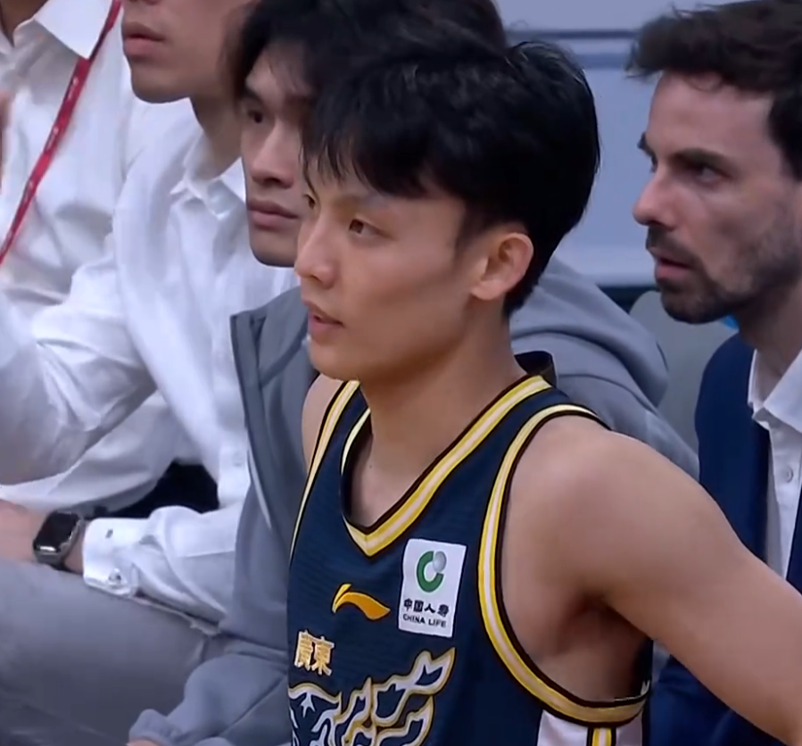 bti体育app下载-广东3消息!徐昕获两大奖,徐杰无缘最佳阵容,萨林杰签约新球队
