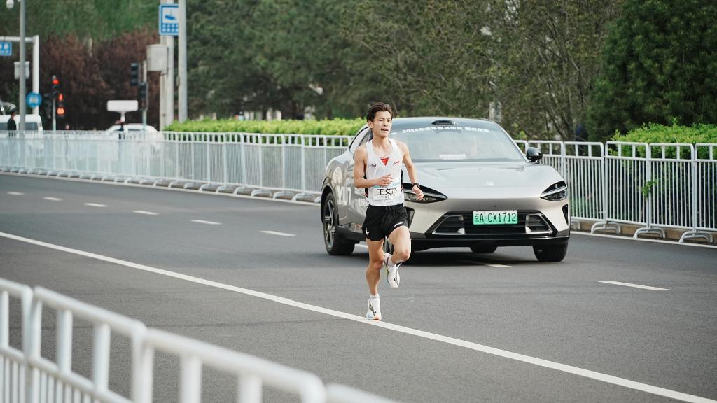 bti体育登录入口-王文杰带领中国半马进入101时代,中国路跑凭什么持续提速
